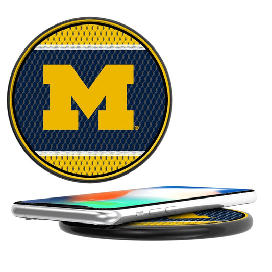 Michigan Wolverines Mesh 10-Watt Wireless Charger